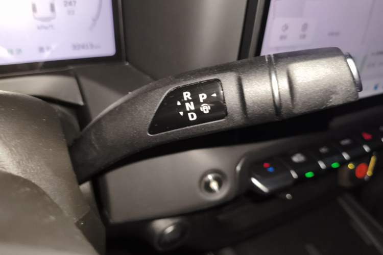 Used Tank 300 New Energy 2025 Hi4-T Gear Lever