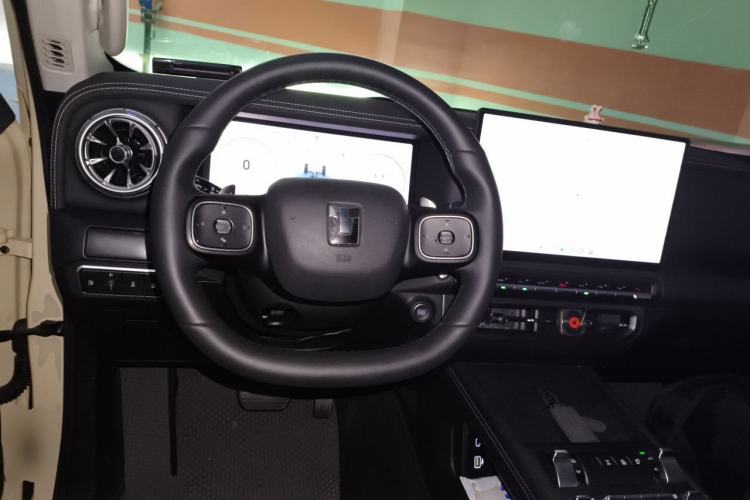 Used Tank 300 New Energy 2025 Hi4-T Steering Wheel
