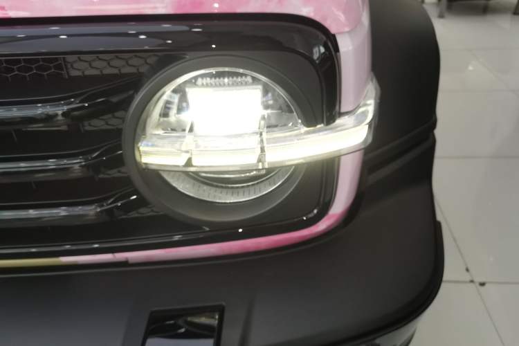 Used Tank 300 New Energy 2025 Hi4-T Left Front Headlight
