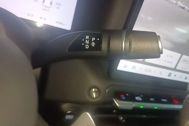 Used Tank 300 New Energy 2025 Hi4-T Gear Lever