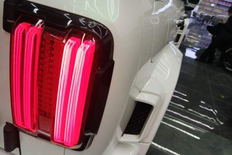 Used Tank 300 New Energy 2025 Hi4-T Right Rear Taillight
