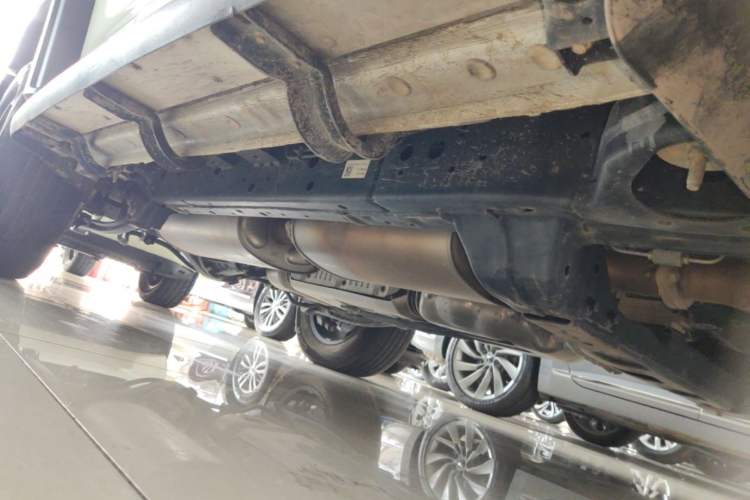 Used Tank 300 New Energy 2025 Hi4-T Right Side Sill