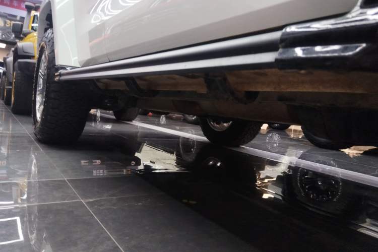 Used Tank 300 New Energy 2025 Hi4-T Right Side Sill