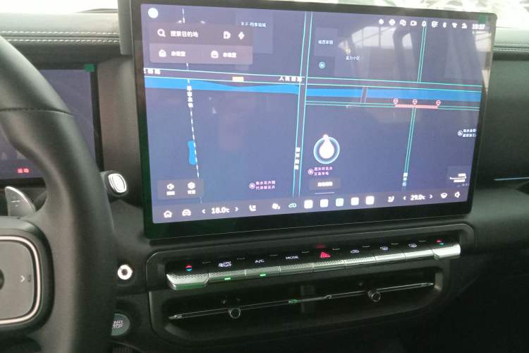 Used Tank 300 New Energy 2025 Hi4-T Audio And AC Panel