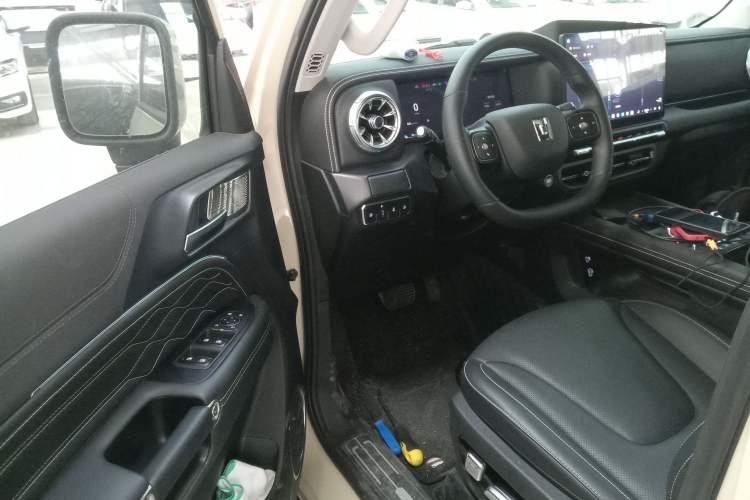 Used Tank 300 New Energy 2025 Hi4-T Driver Seat