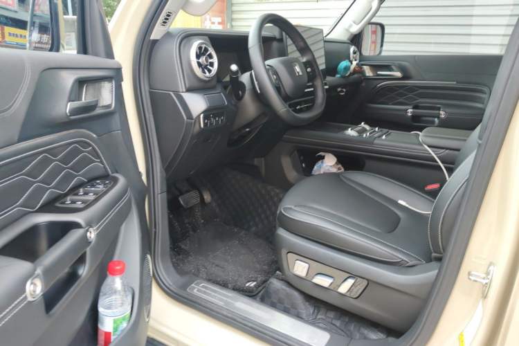 Used Tank 300 New Energy 2025 Hi4-T Driver Seat