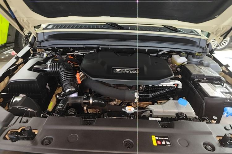Used Tank 300 New Energy 2025 Hi4-T Engine Bay
