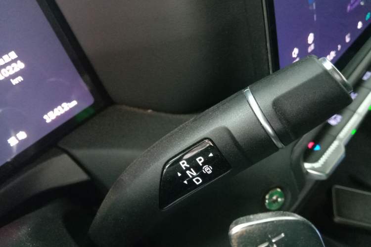 Used Tank 300 New Energy 2025 Hi4-T Gear Lever