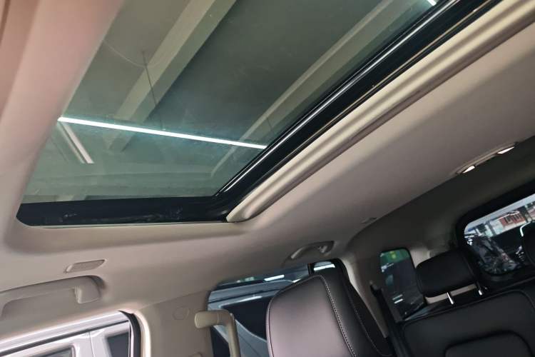 Used Tank 300 New Energy 2025 Hi4-T Headliner