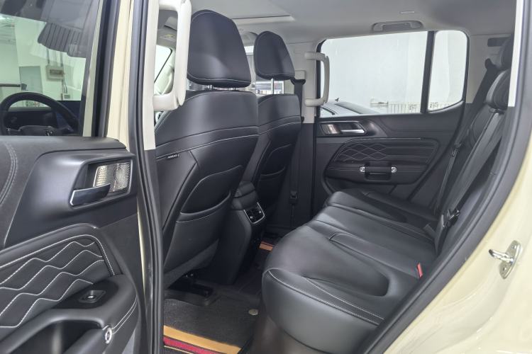 Used Tank 300 New Energy 2025 Hi4-T Interior 3
