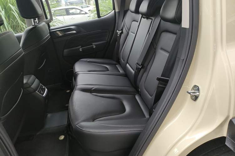 Used Tank 300 New Energy 2025 Hi4-T Left Rear Seat