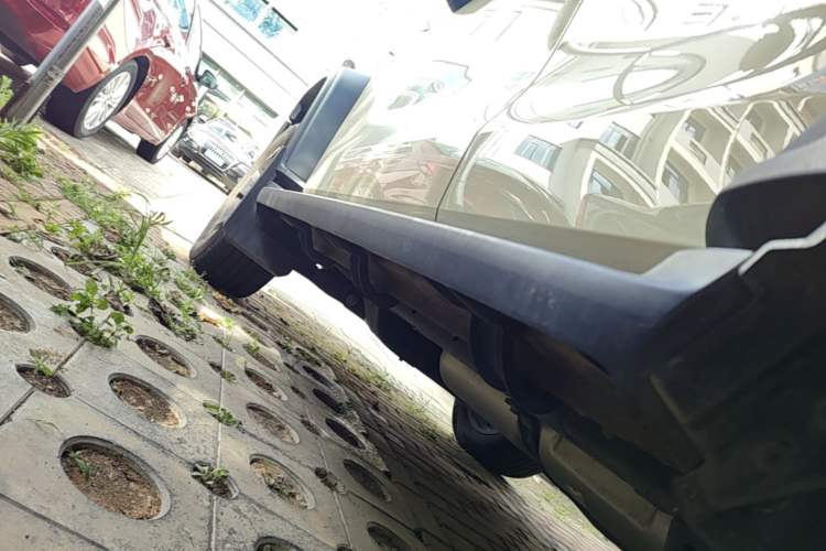 Used Tank 300 New Energy 2025 Hi4-T Left Side Sill