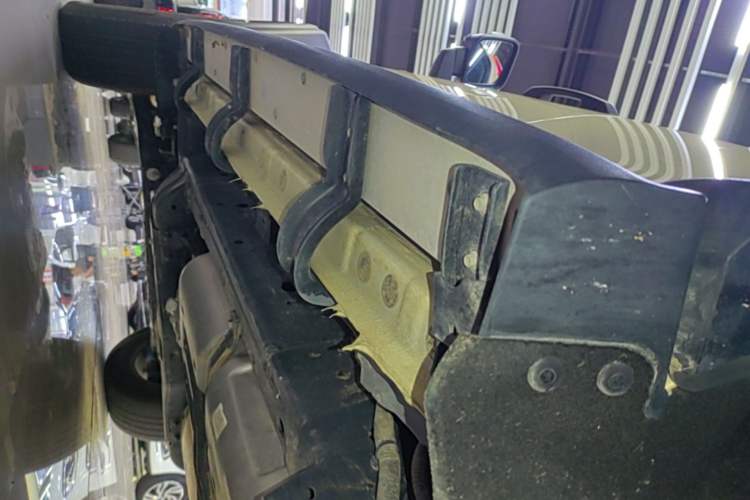 Used Tank 300 New Energy 2025 Hi4-T Left Side Sill