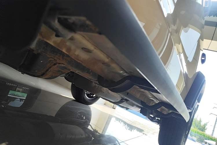 Used Tank 300 New Energy 2025 Hi4-T Left Side Sill