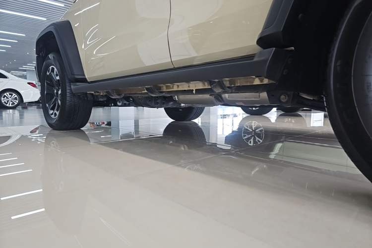 Used Tank 300 New Energy 2025 Hi4-T Left Side Sill
