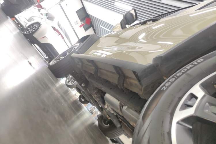 Used Tank 300 New Energy 2025 Hi4-T Left Side Sill