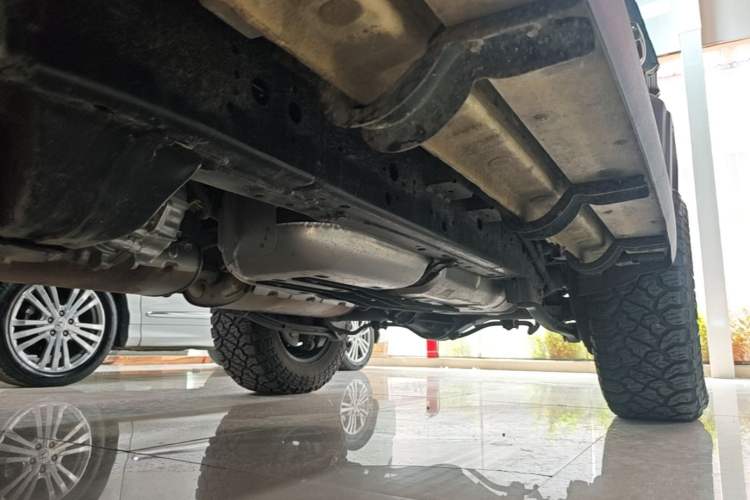 Used Tank 300 New Energy 2025 Hi4-T Left Side Sill