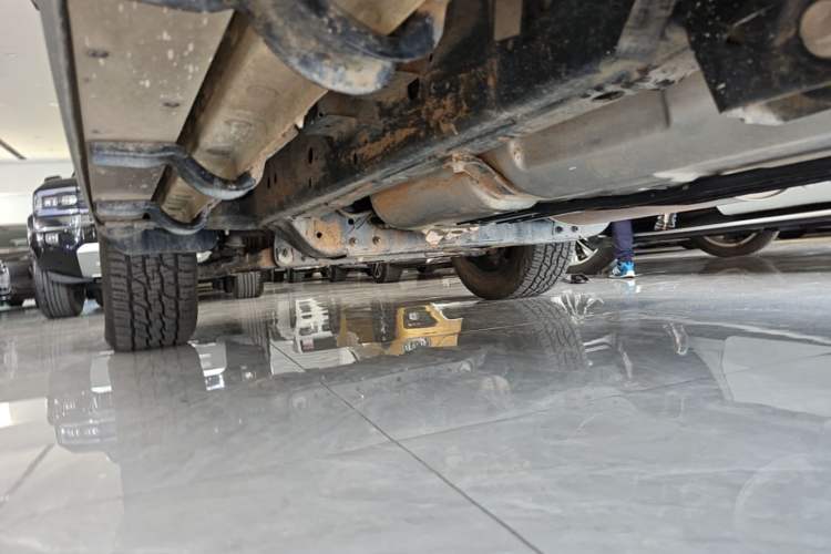 Used Tank 300 New Energy 2025 Hi4-T Left Side Sill