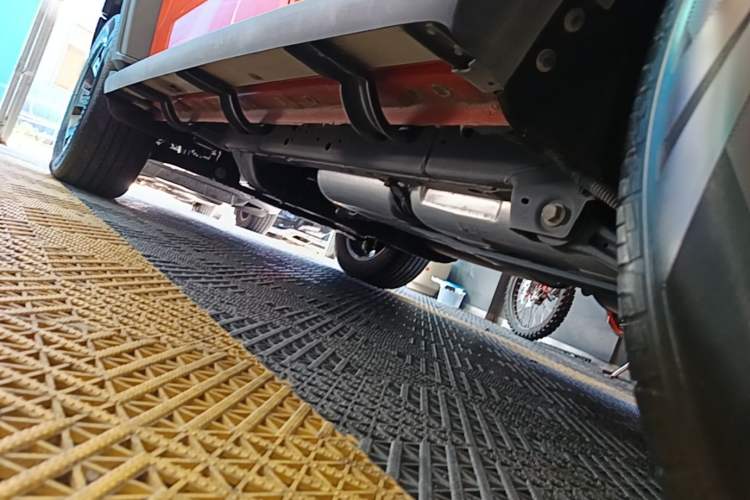 Used Tank 300 New Energy 2025 Hi4-T Left Side Sill