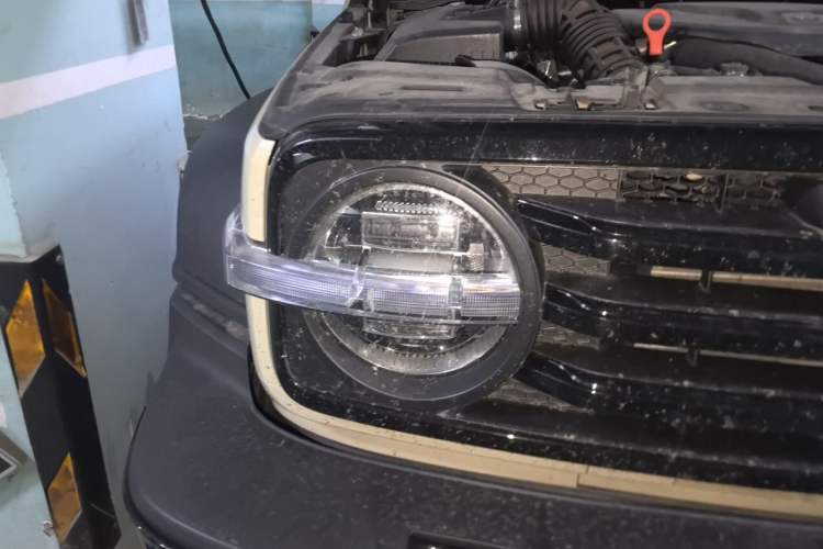 Used Tank 300 New Energy 2025 Hi4-T Right Front Headlight