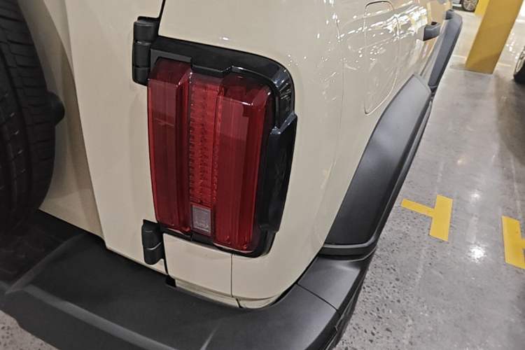 Used Tank 300 New Energy 2025 Hi4-T Right Rear Taillight