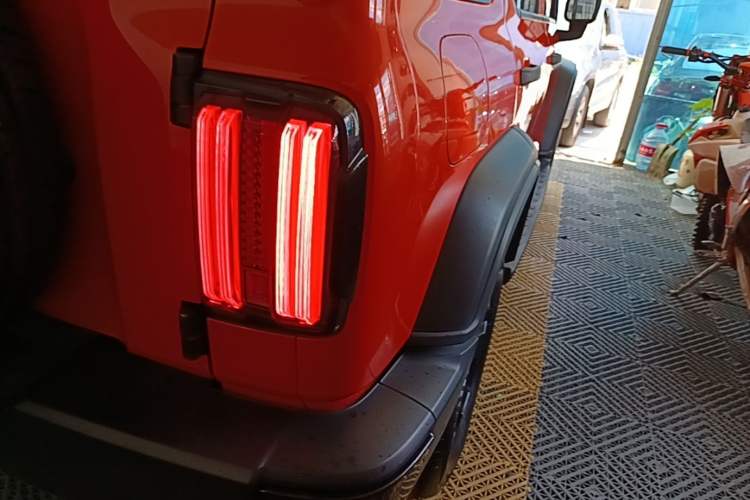 Used Tank 300 New Energy 2025 Hi4-T Right Rear Taillight
