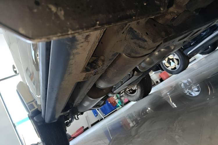 Used Tank 300 New Energy 2025 Hi4-T Right Side Sill