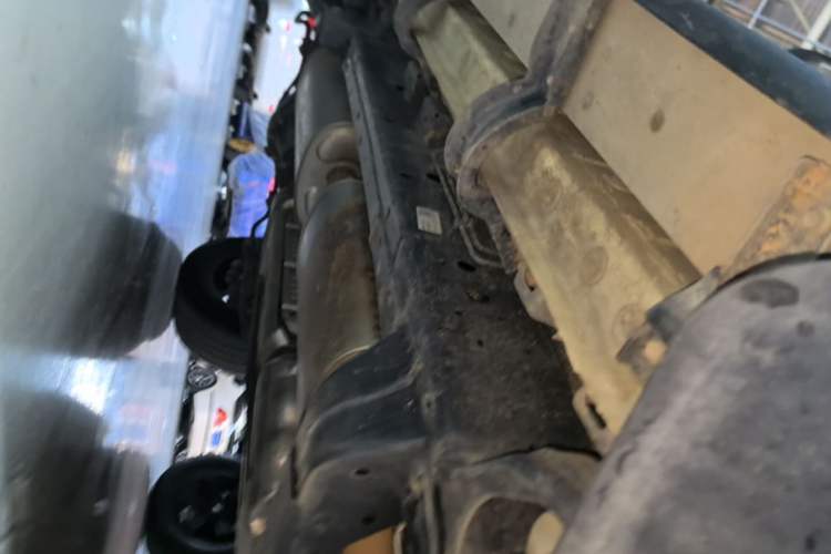Used Tank 300 New Energy 2025 Hi4-T Right Side Sill