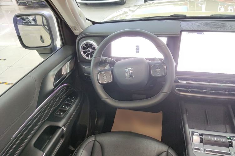 Used Tank 300 New Energy 2025 Hi4-T Steering Wheel