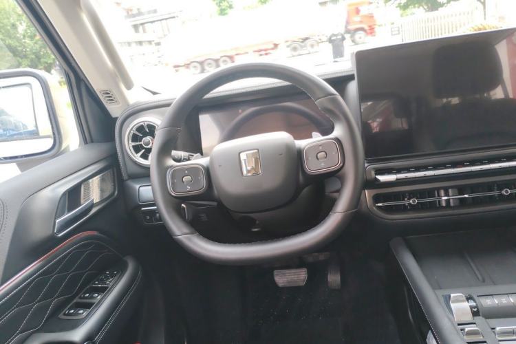 Used Tank 300 New Energy 2025 Hi4-T Steering Wheel