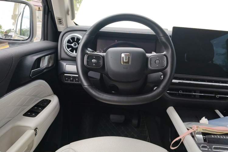 Used Tank 300 New Energy 2025 Hi4-T Steering Wheel