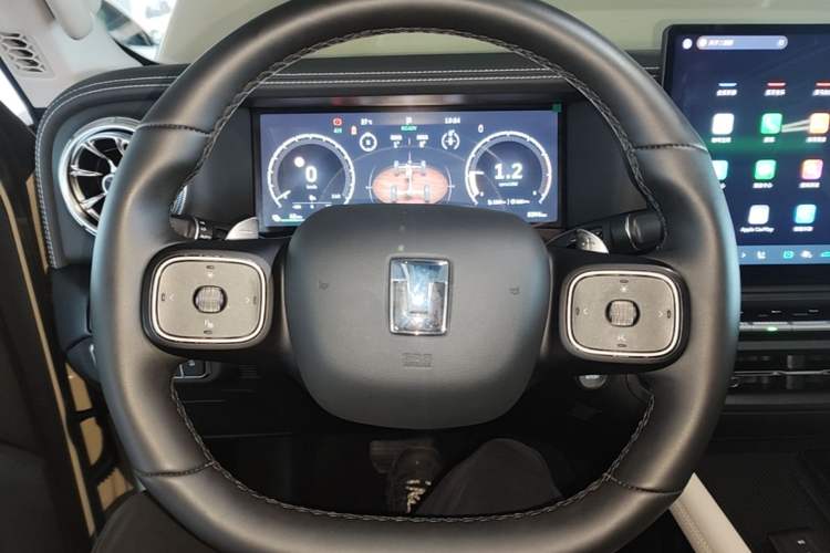 Used Tank 300 New Energy 2025 Hi4-T Steering Wheel