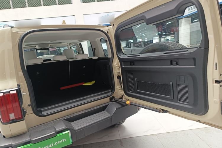 Used Tank 300 New Energy 2025 Hi4-T Trunk