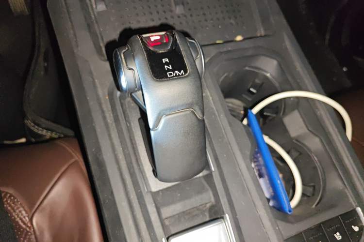Used Tank 400 2025 2.0T Gasoline Version Gear Lever