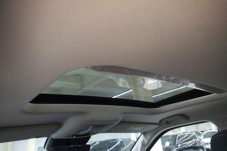 Used Tank 400 2025 2.0T Gasoline Version Headliner