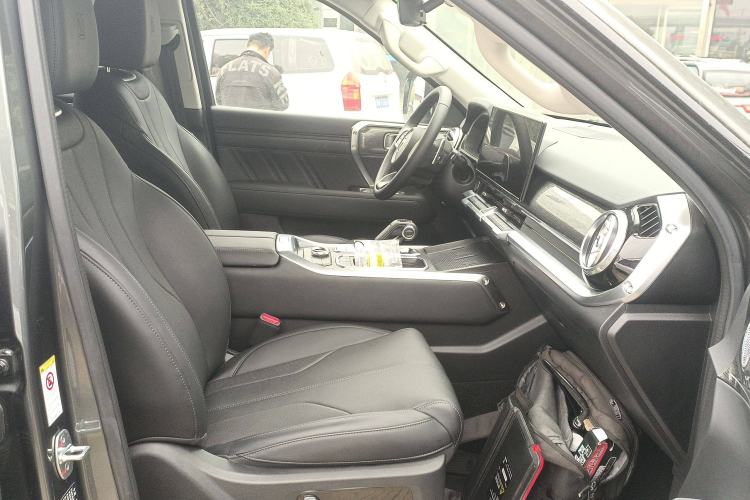 Used Tank 400 2025 2.0T Gasoline Version Right Front Seat
