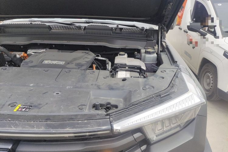 Used Tank 400 New Energy 2023 Hi4-T Super Edition Engine Bay Left