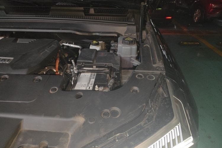 Used Tank 400 New Energy 2023 Hi4-T Super Edition Engine Bay Left
