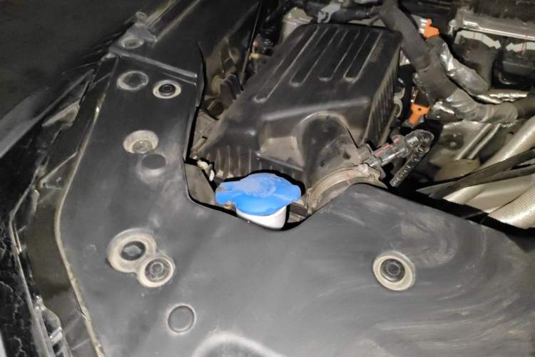 Used Tank 400 New Energy 2023 Hi4-T Super Edition Engine Bay Right