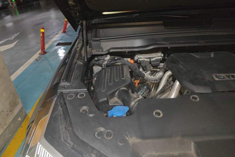 Used Tank 400 New Energy 2023 Hi4-T Super Edition Engine Bay Right
