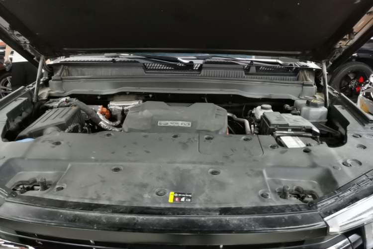 Used Tank 400 New Energy 2023 Hi4-T Super Edition Engine Bay