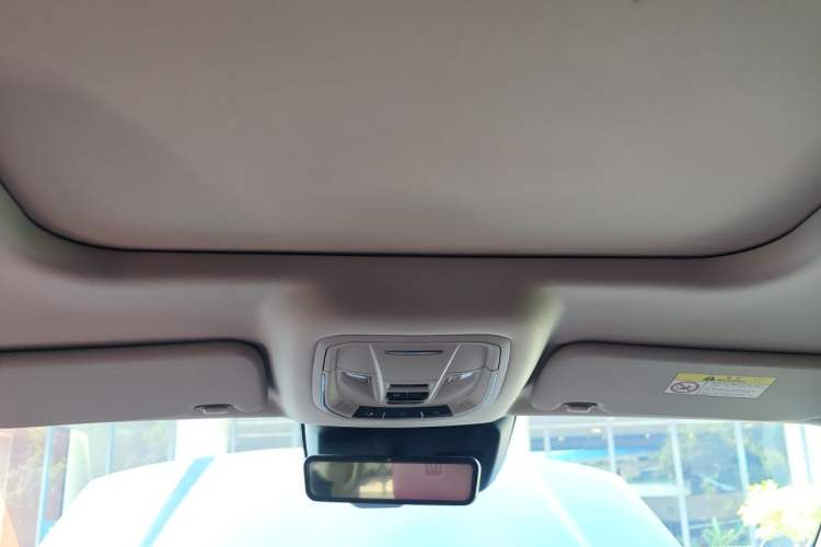 Used Tank 400 New Energy 2023 Hi4-T Super Edition Headliner