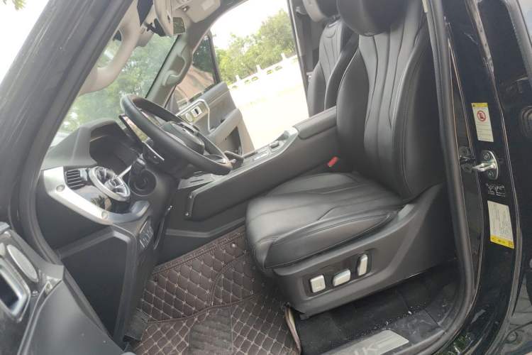 Used Tank 400 New Energy 2023 Hi4-T Super Edition Left Front Seat