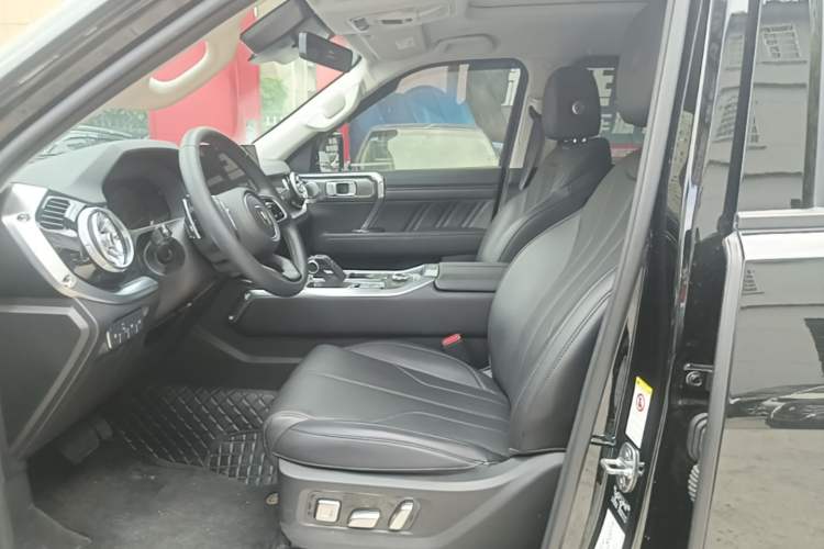 Used Tank 400 New Energy 2023 Hi4-T Super Edition Left Front Seat