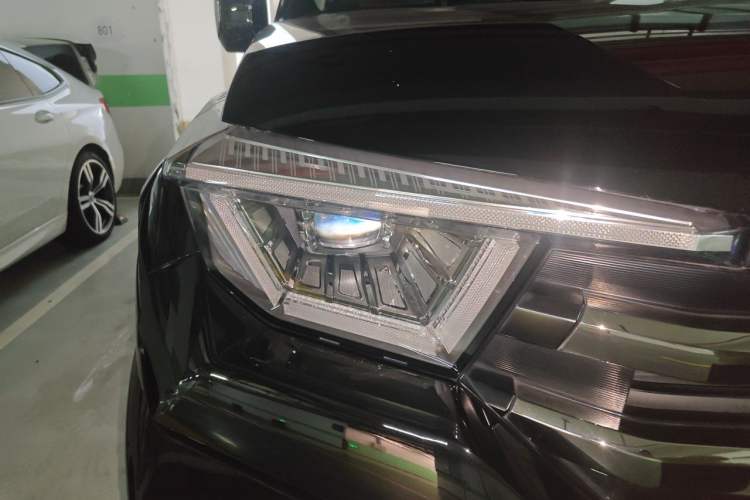 Used Tank 400 New Energy 2023 Hi4-T Super Edition Right Front Headlight