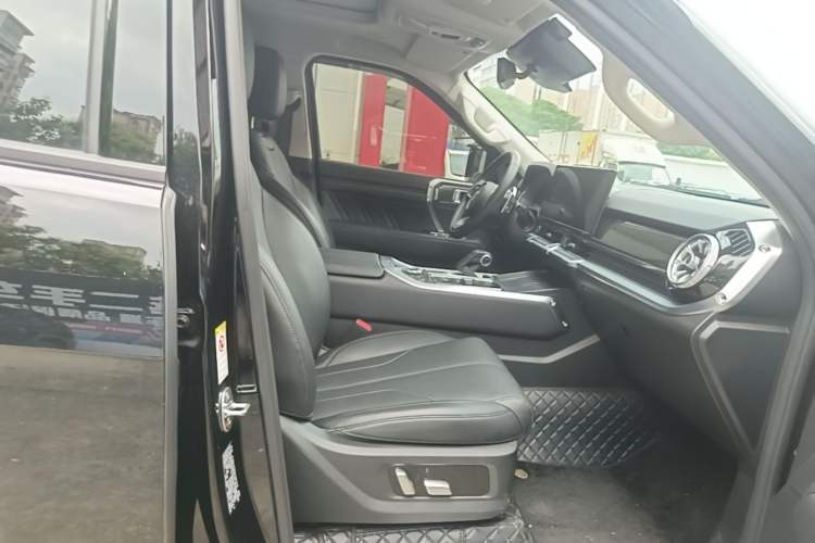 Used Tank 400 New Energy 2023 Hi4-T Super Edition Right Front Seat