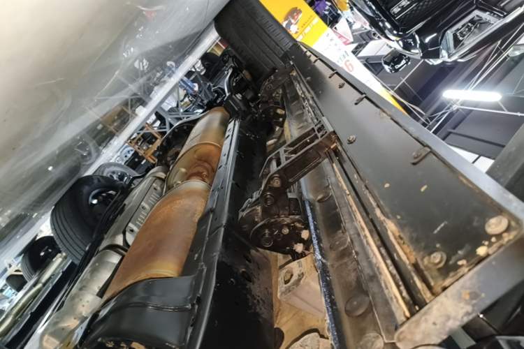 Used Tank 400 New Energy 2023 Hi4-T Super Edition Right Side Sill