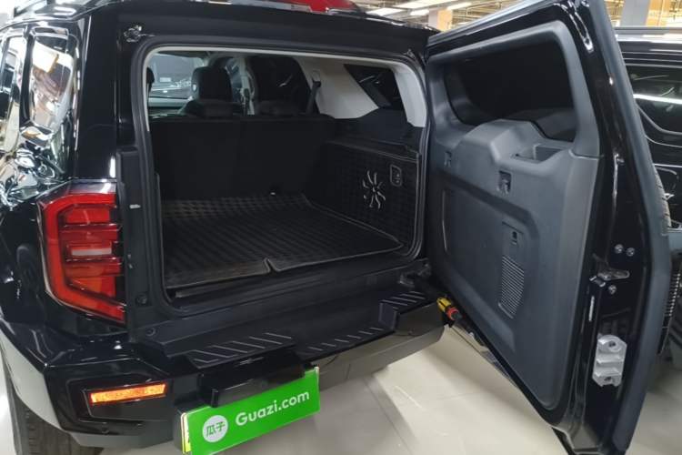 Used Tank 400 New Energy 2023 Hi4-T Super Edition Trunk