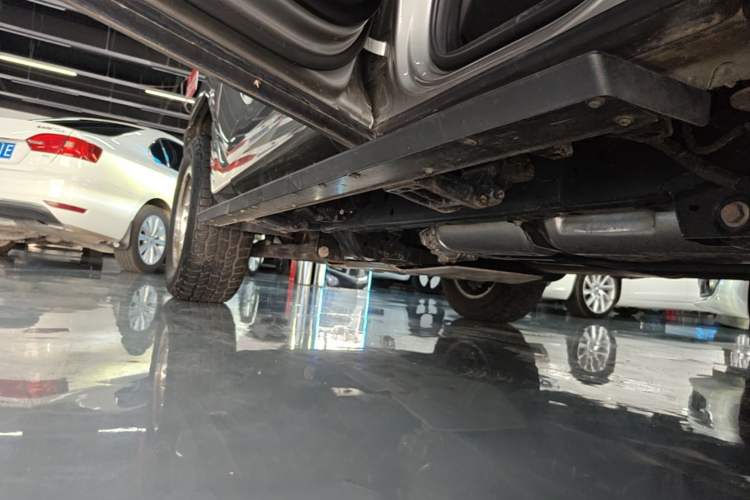 Used Tank 400 New Energy 2023 Hi4-T Super Edition Left Side Sill