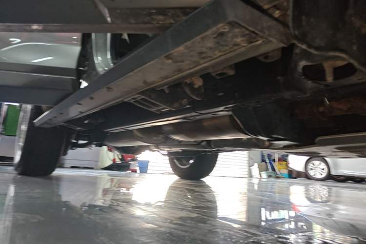 Used Tank 400 New Energy 2023 Hi4-T Super Edition Right Side Sill